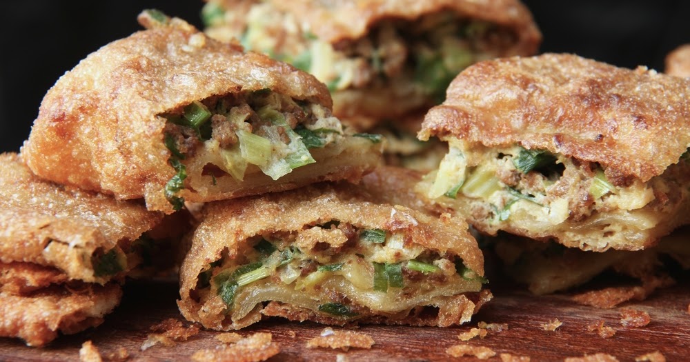 Martabak AR: Manisnya Kehangatan Cilacap yang Tak Terlupakan